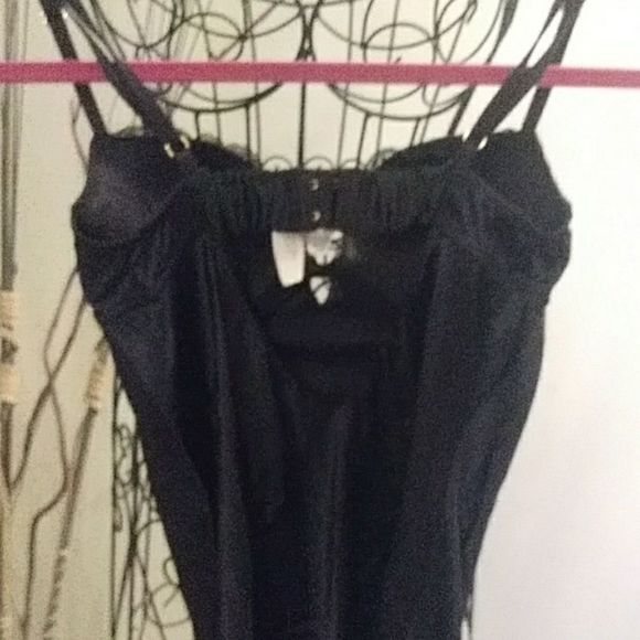 ‎New Victoria's Secret slip/nightie. - Picture 4 of 8
